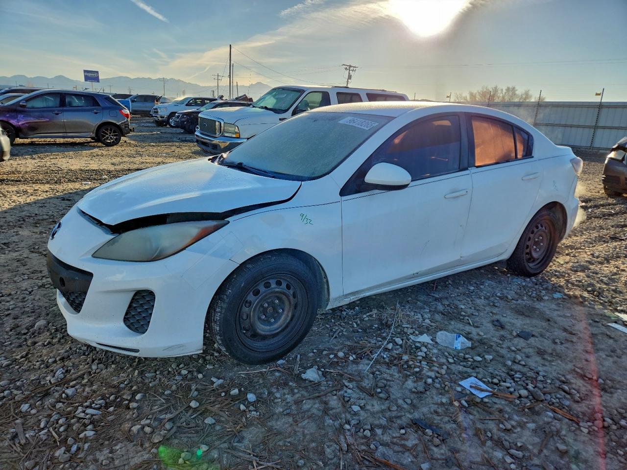 MAZDA 3 2013