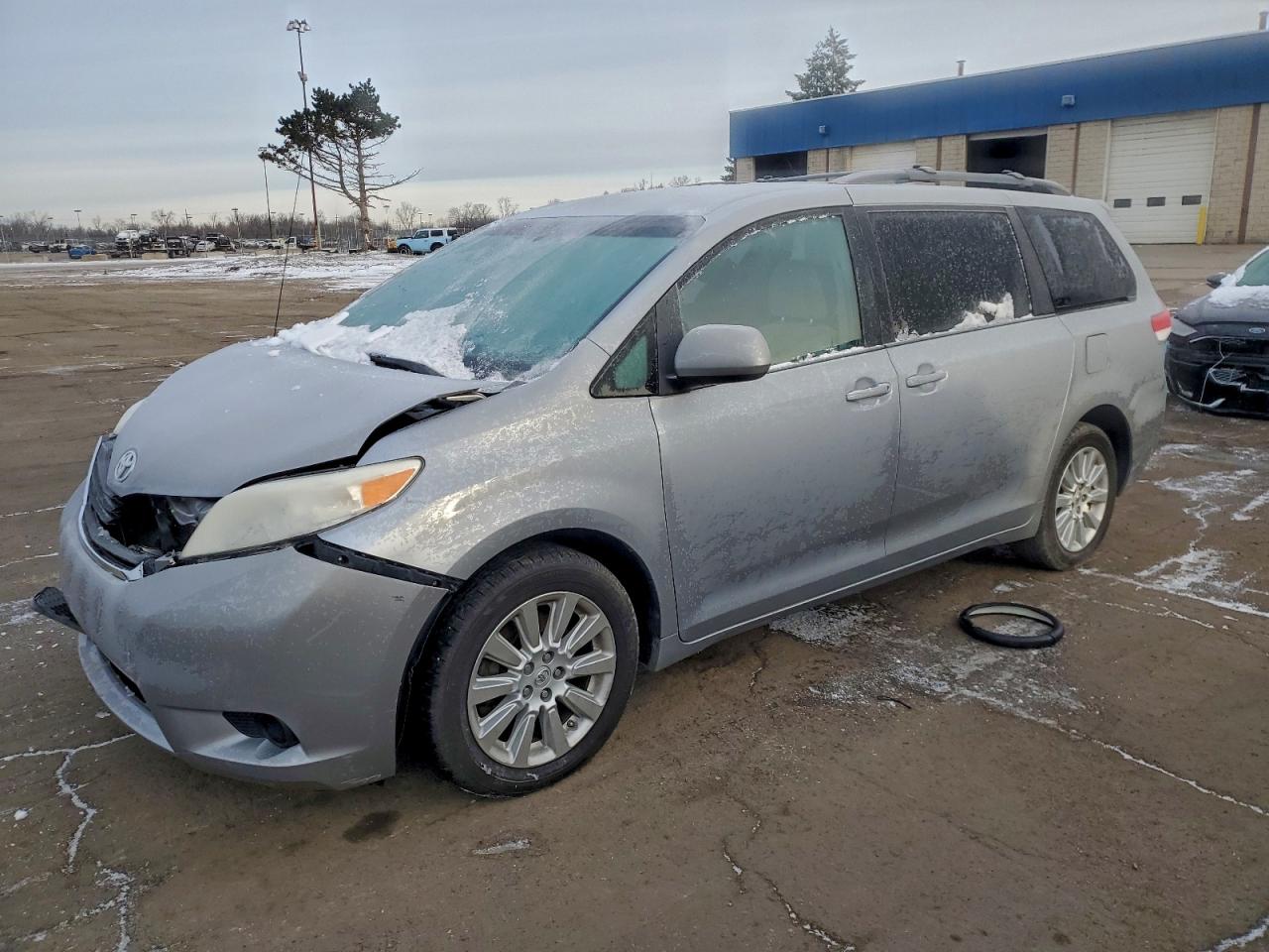 TOYOTA SIENNA 2014