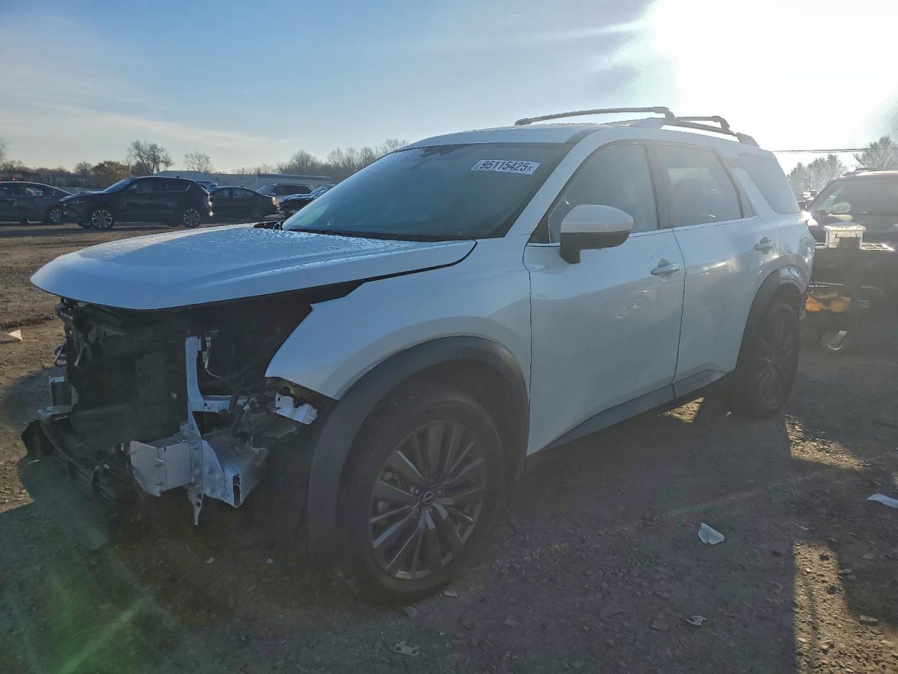 NISSAN PATHFINDER 2023