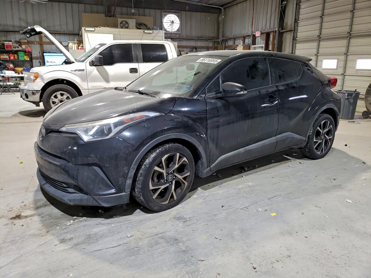 TOYOTA C-HR 2018