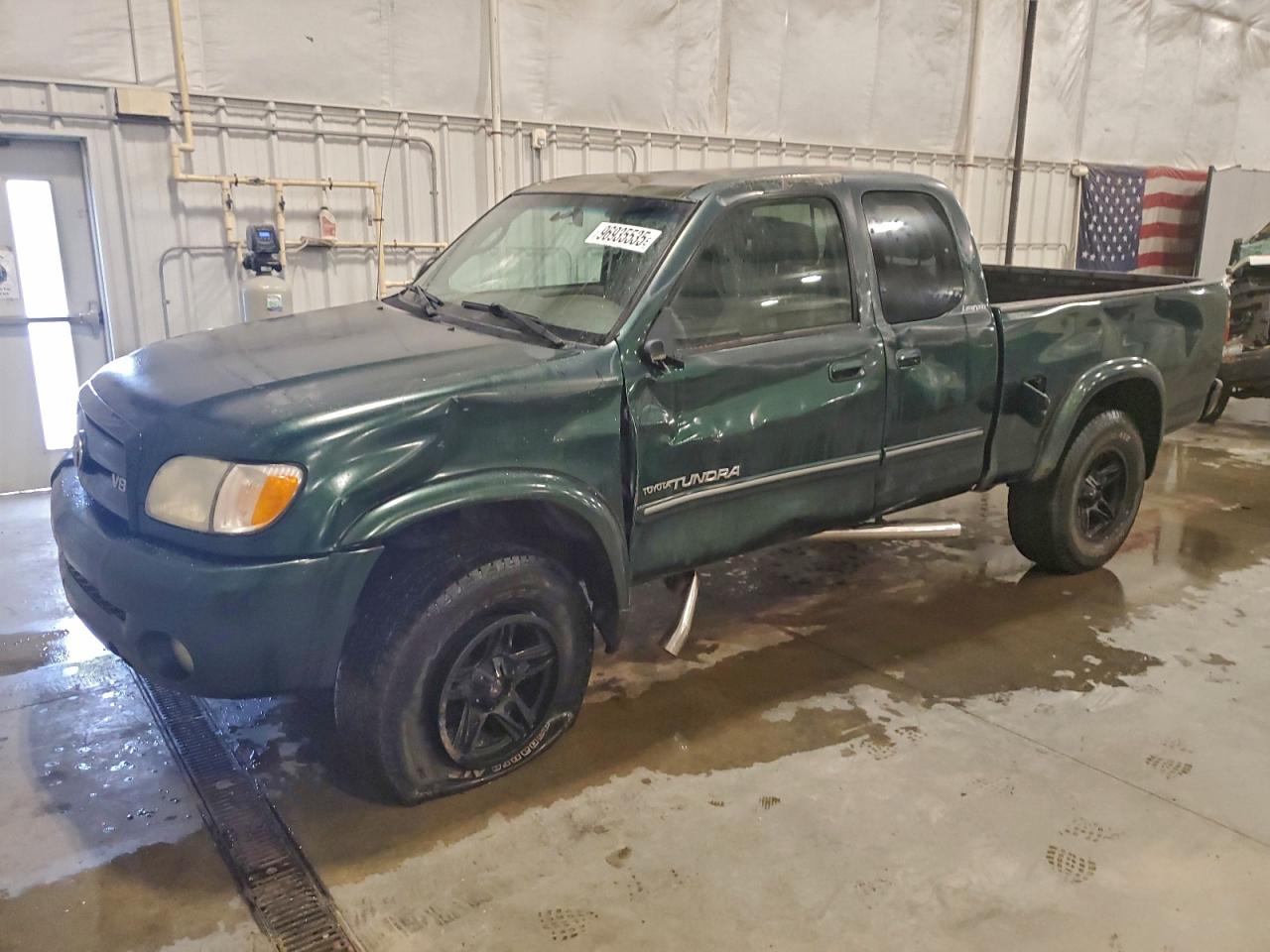 TOYOTA TUNDRA ACC 2004
