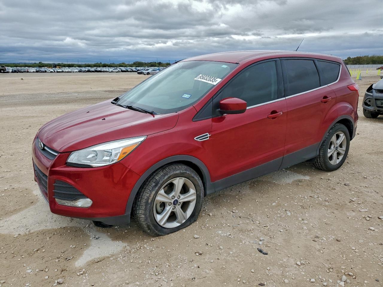 FORD ESCAPE SE 2015