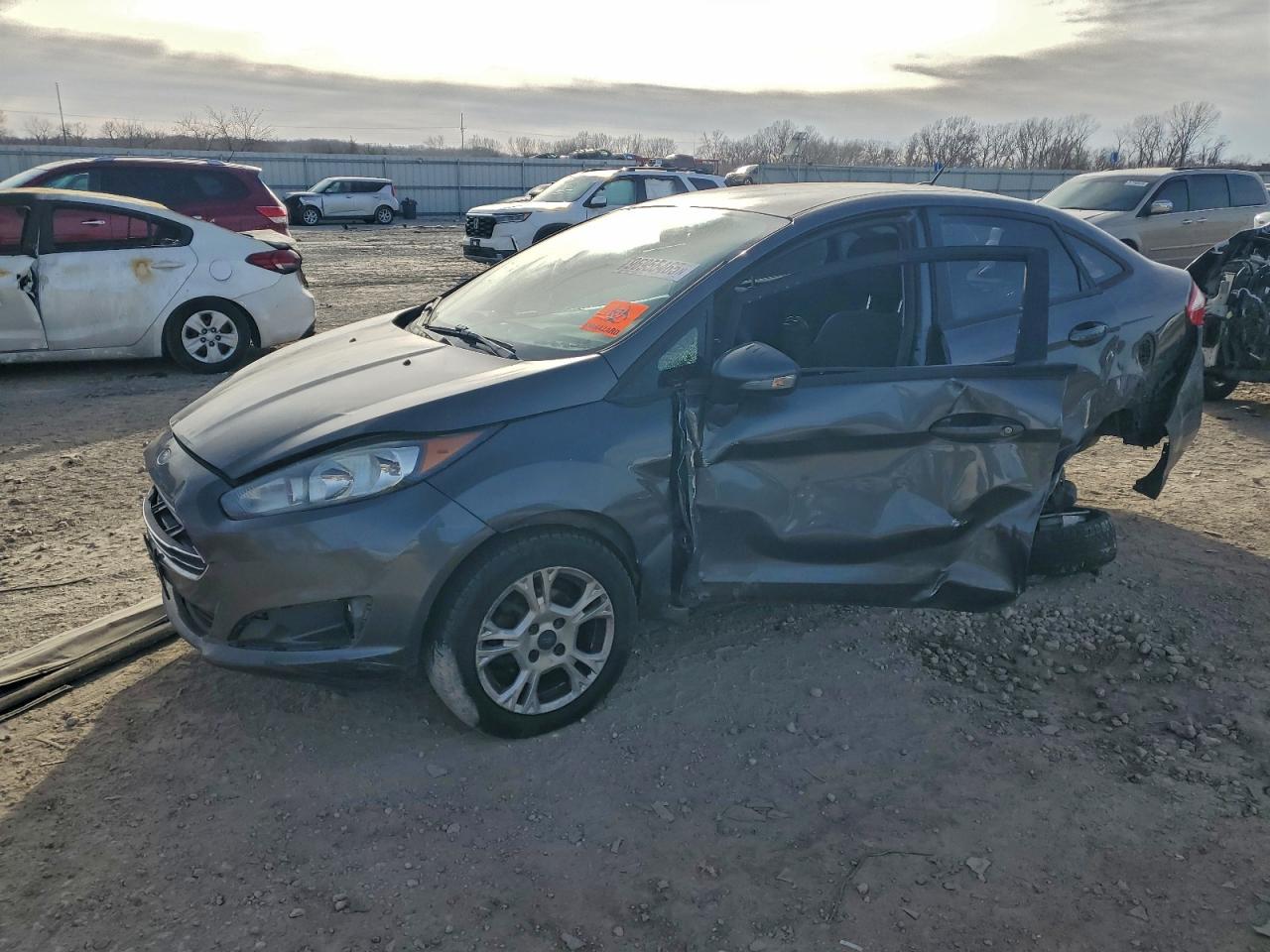 FORD FIESTA SE 2015