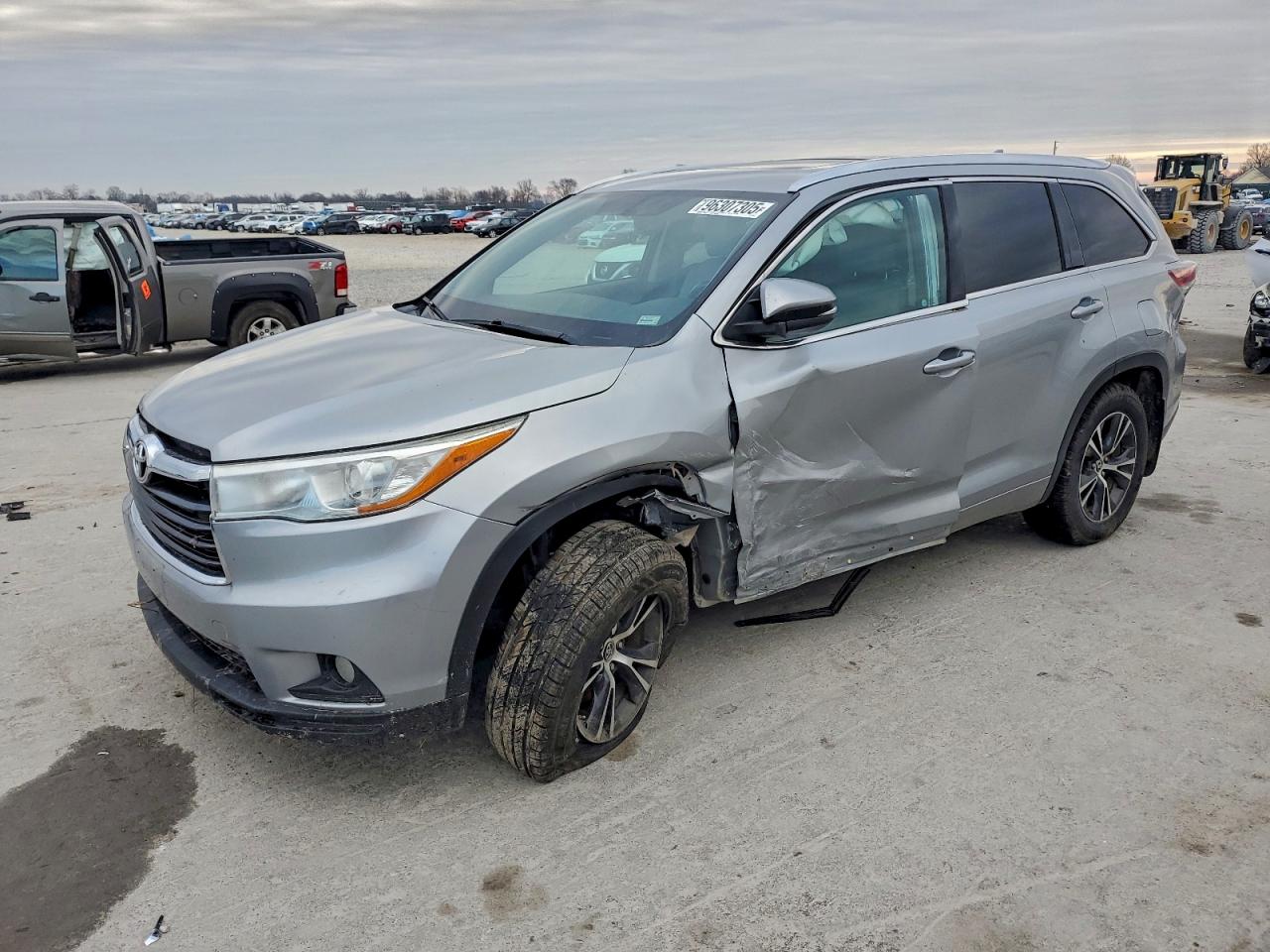 TOYOTA HIGHLANDER 2016