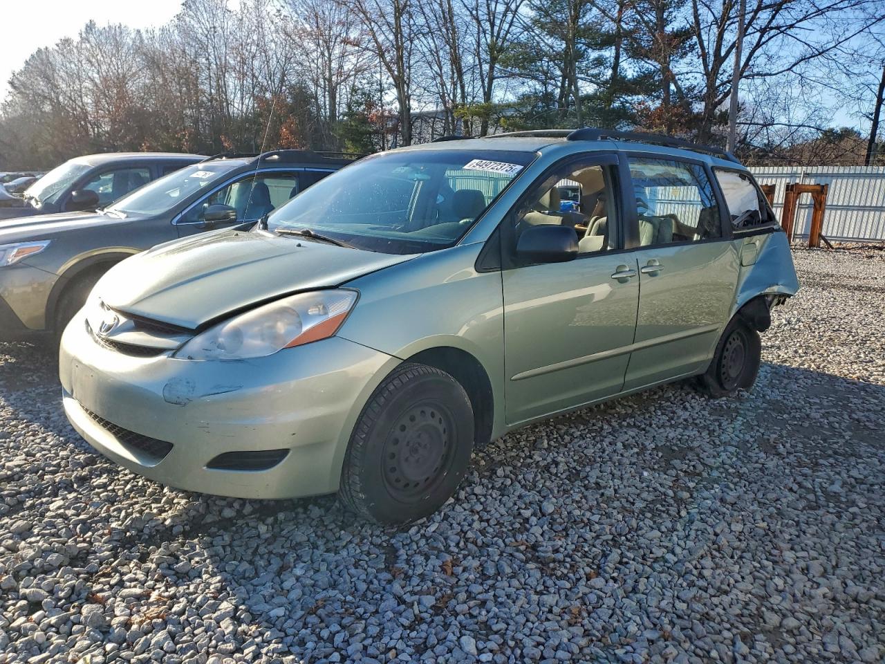 TOYOTA SIENNA CE 2008