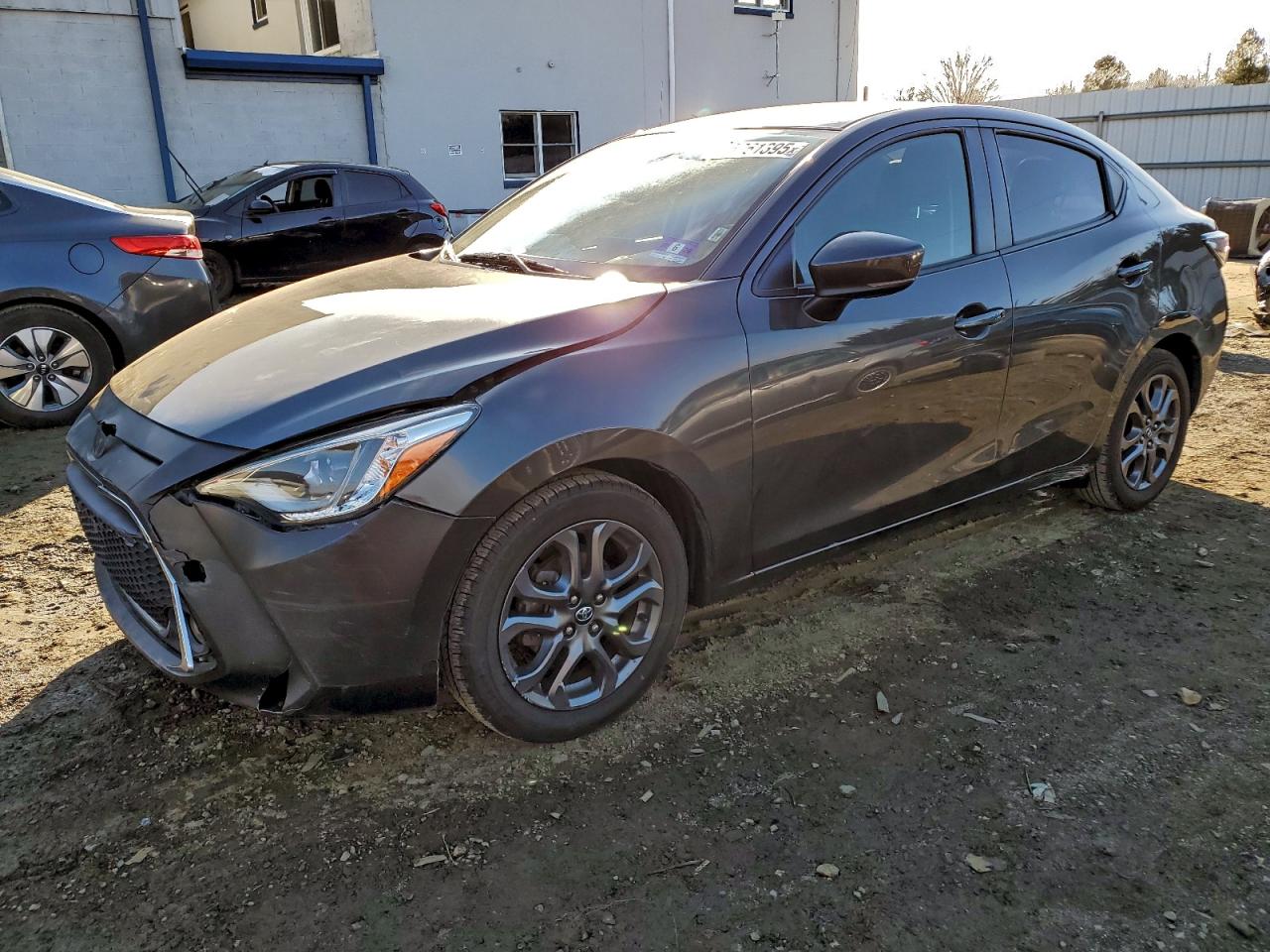 TOYOTA YARIS 2019