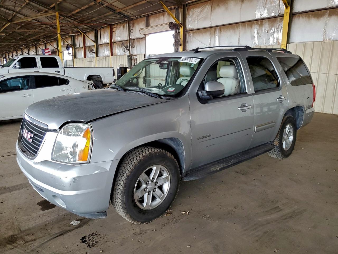 GMC YUKON SLT 2013