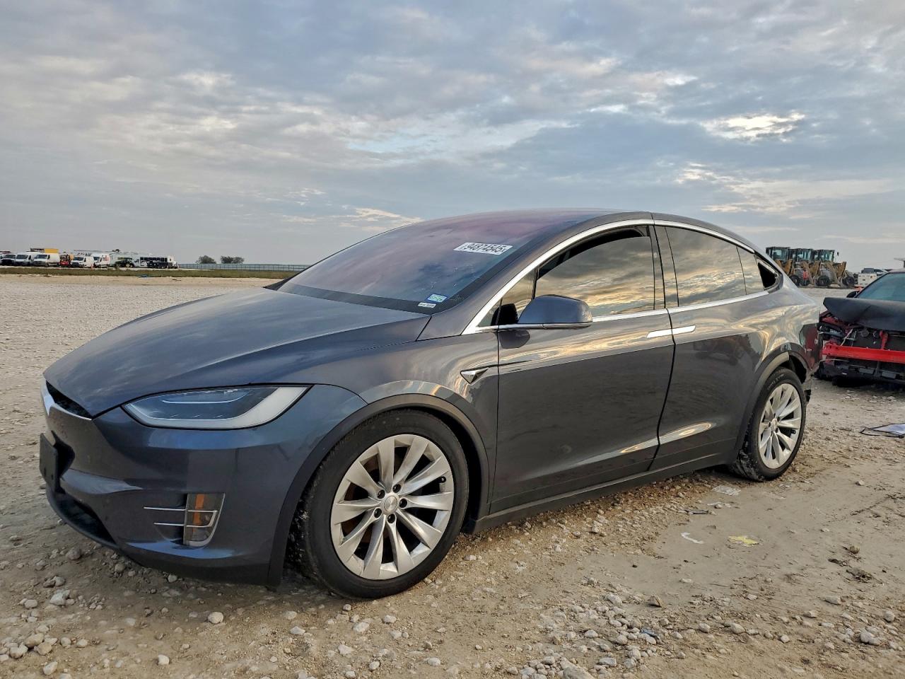 TESLA MODEL X 2018