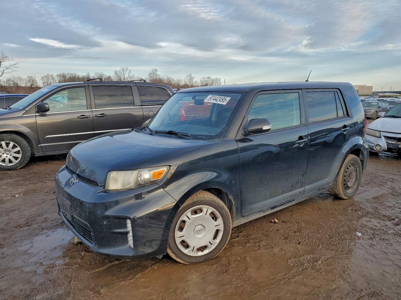 TOYOTA SCION XB 2013