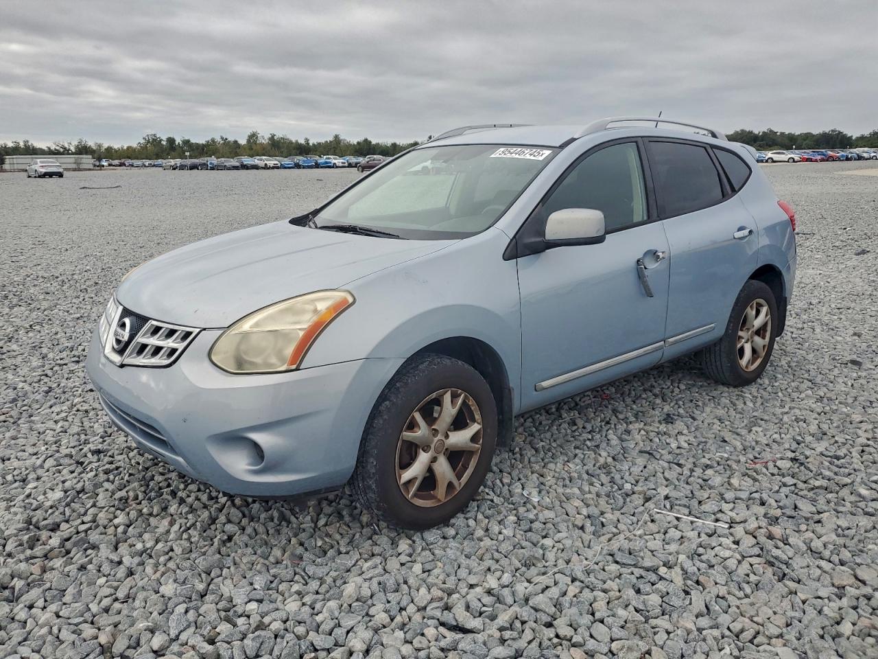 NISSAN ROGUE S 2011