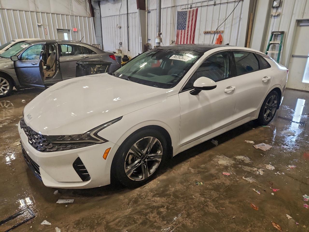 KIA K5 EX 2023