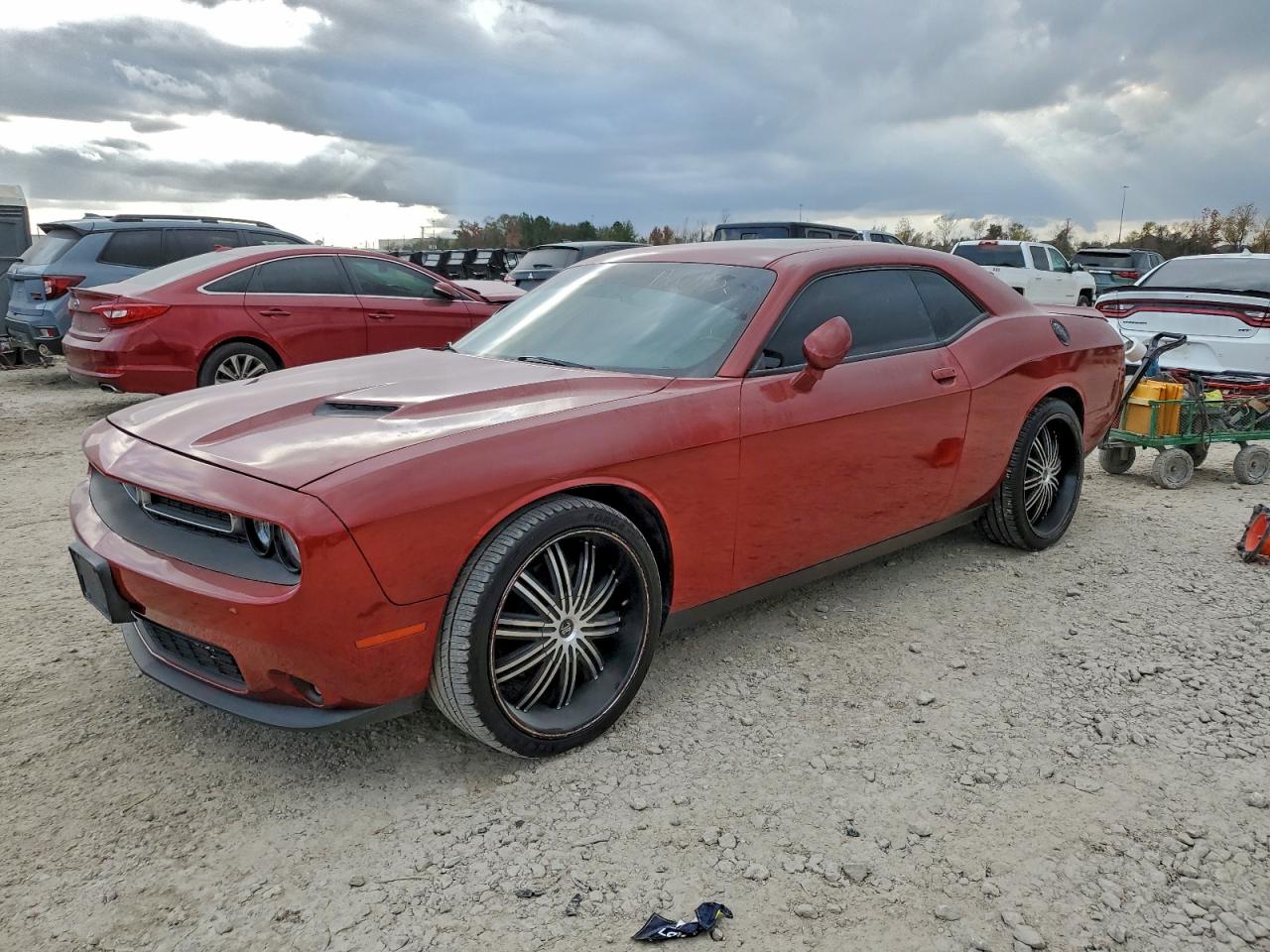 DODGE CHALLENGER 2016