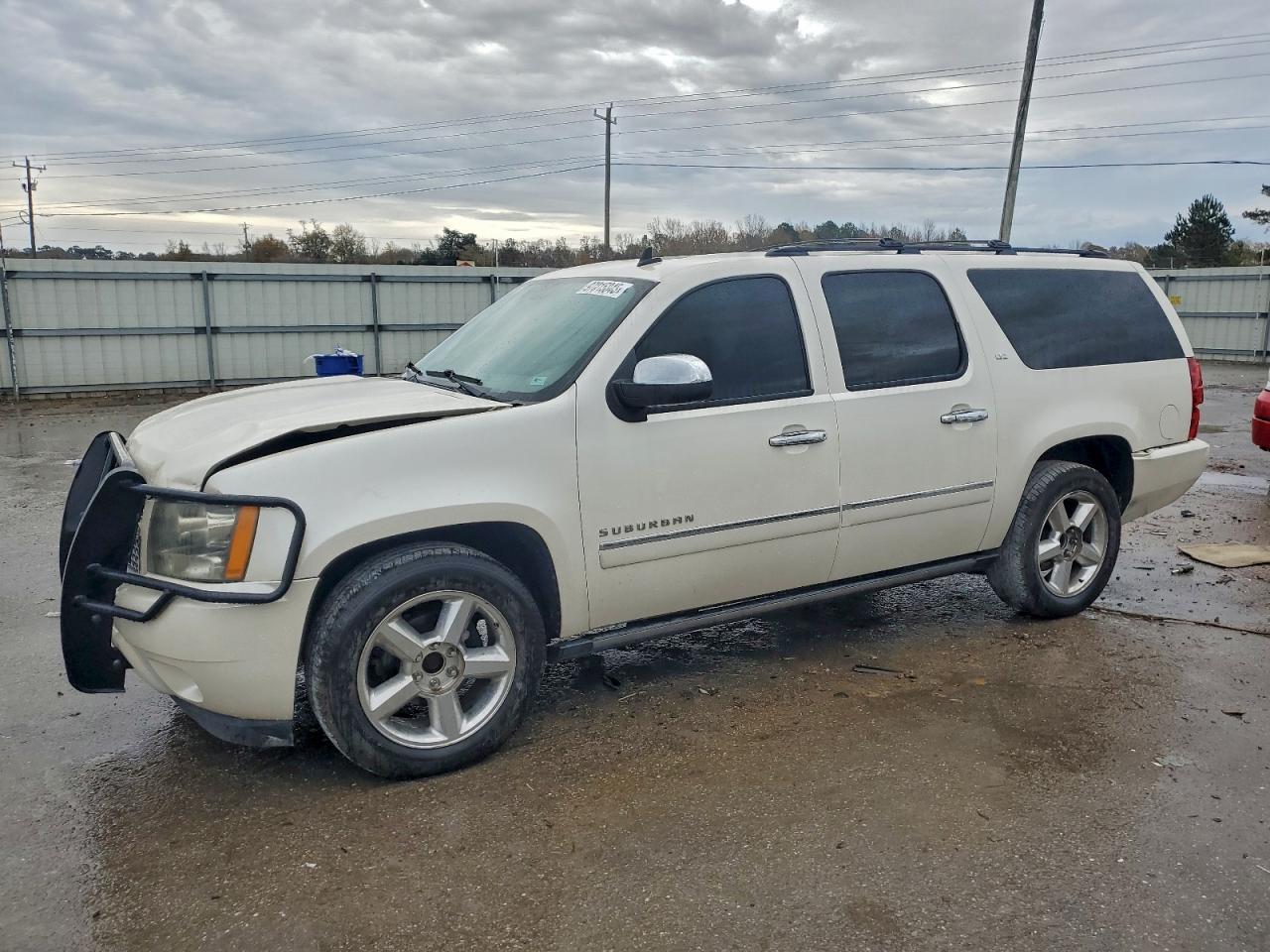 CHEVROLET SUBURBAN C 2011