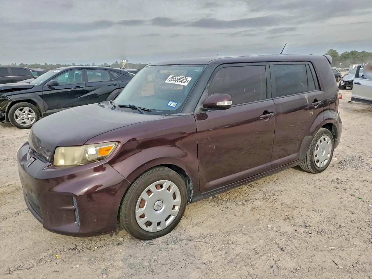 TOYOTA SCION XB 2012