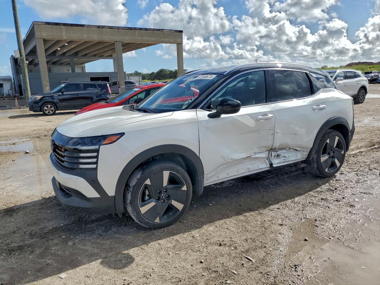 NISSAN KICKS SR 2025