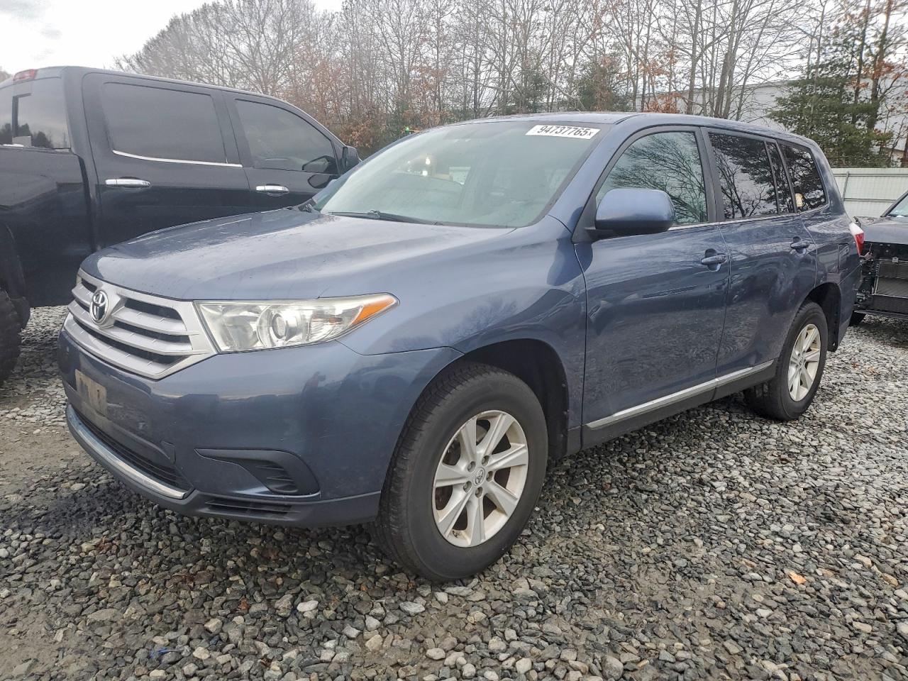 TOYOTA HIGHLANDER 2013