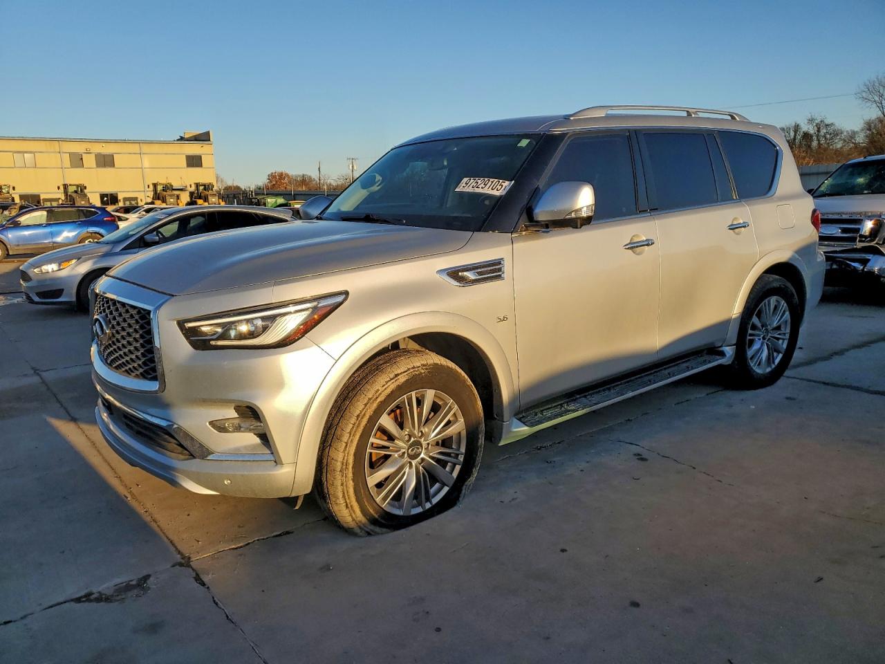 INFINITI QX80 2019