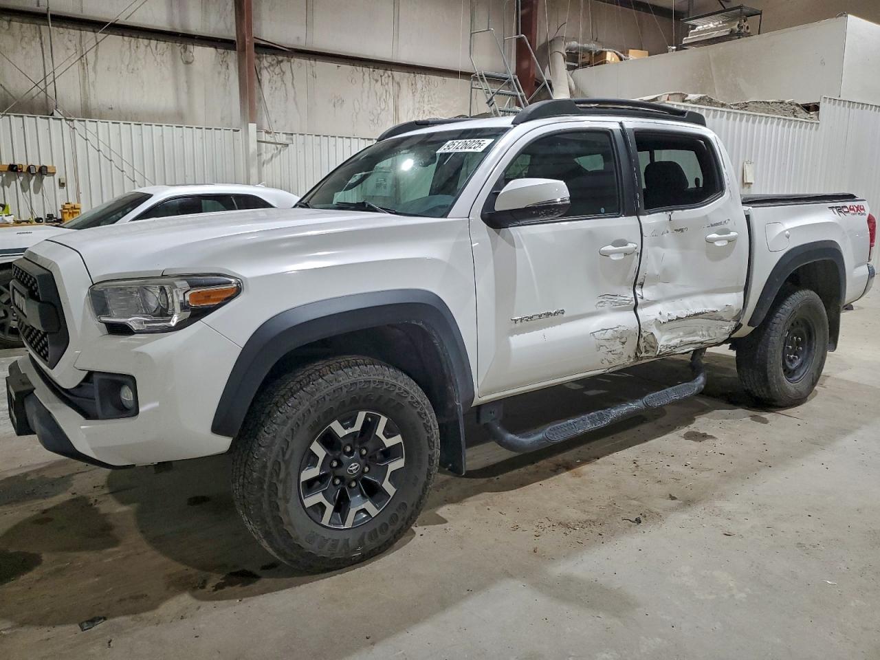 TOYOTA TACOMA 2016