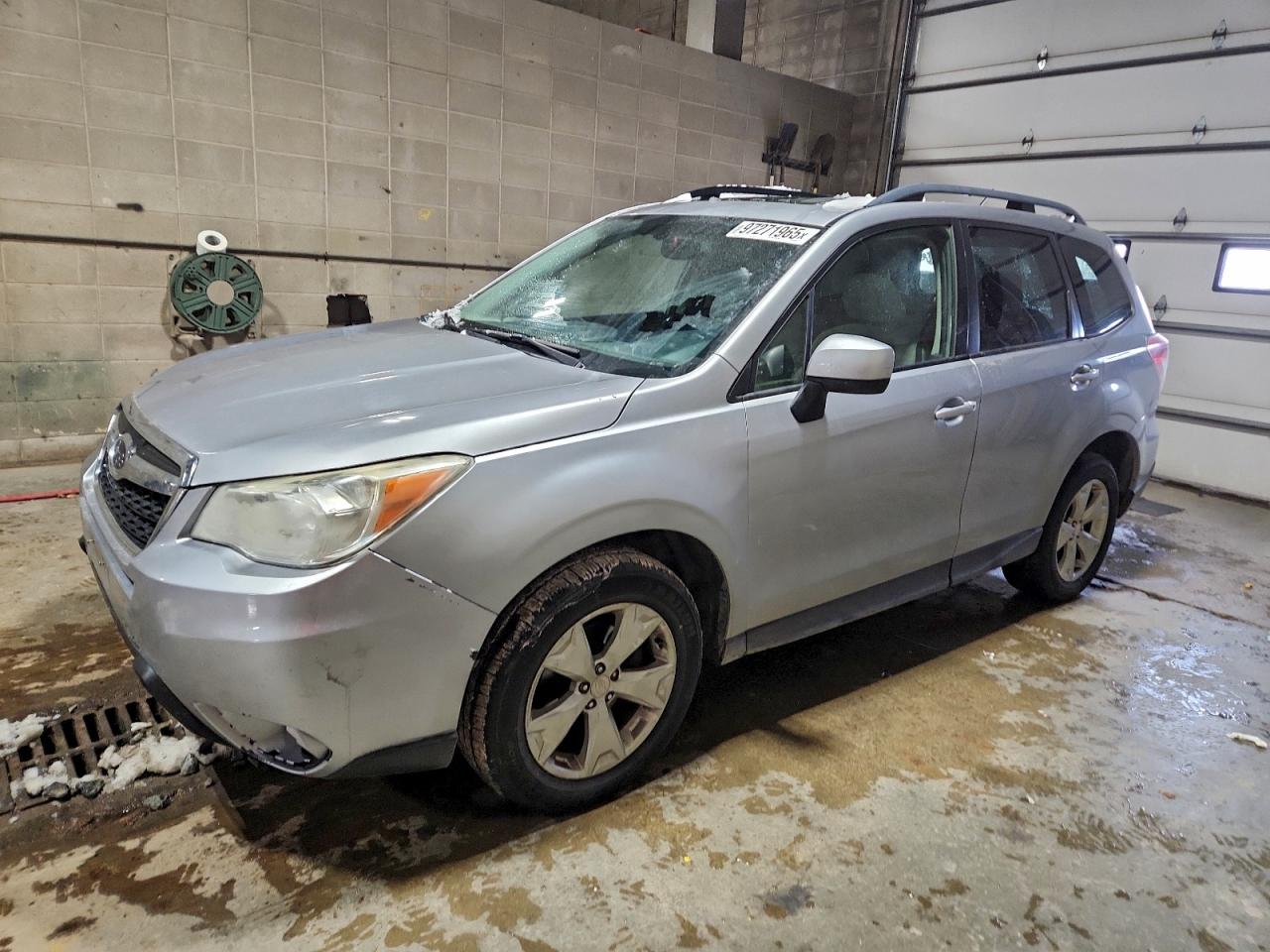 SUBARU FORESTER 2015