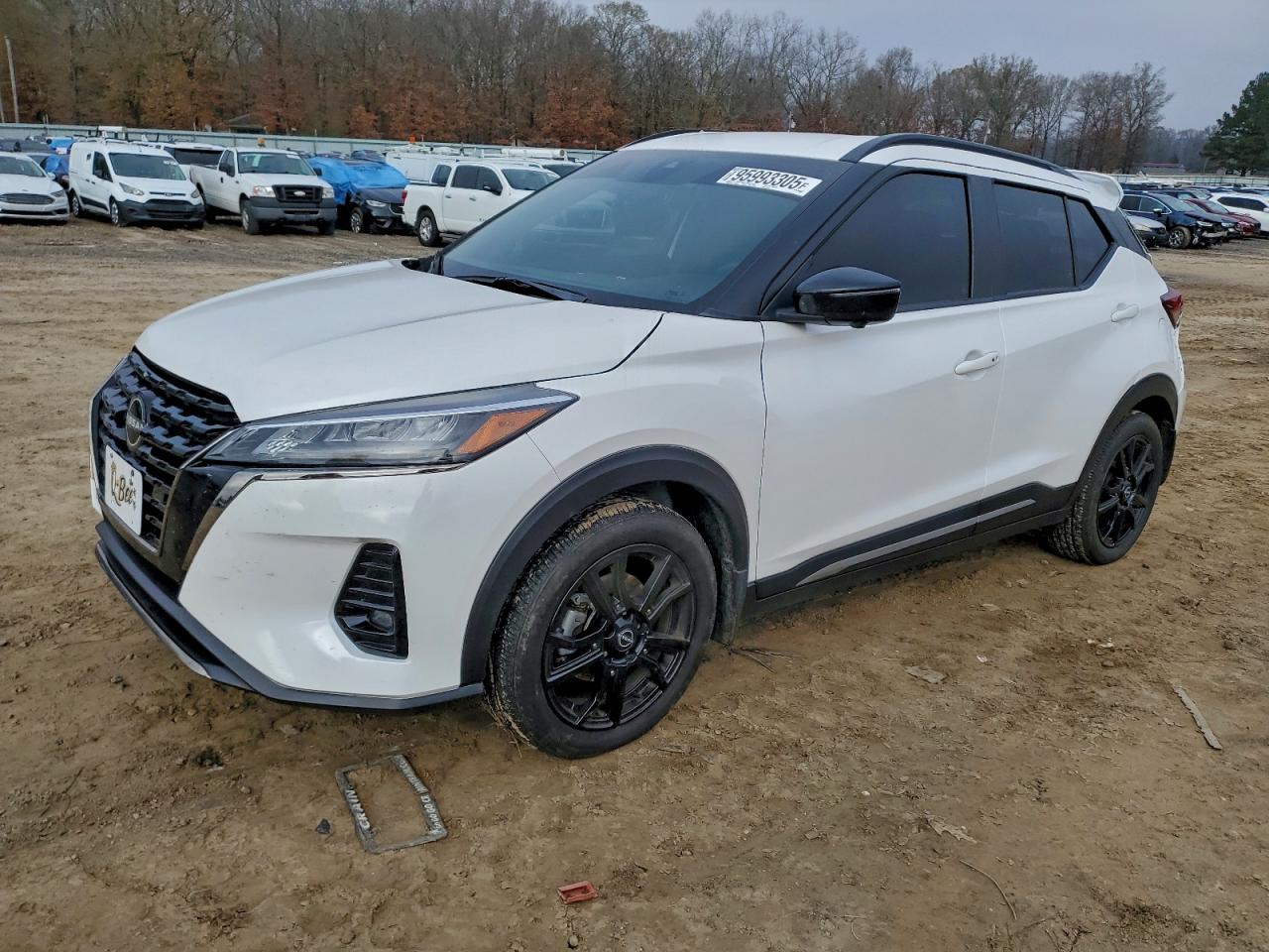 NISSAN KICKS SR 2023