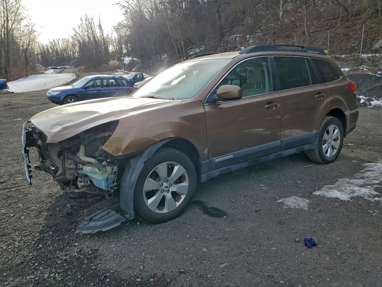 SUBARU OUTBACK 2012