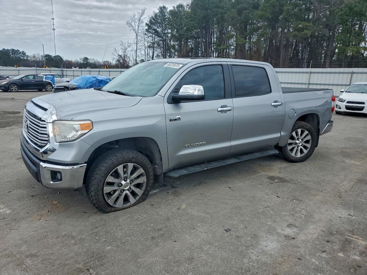 TOYOTA TUNDRA CRE 2017