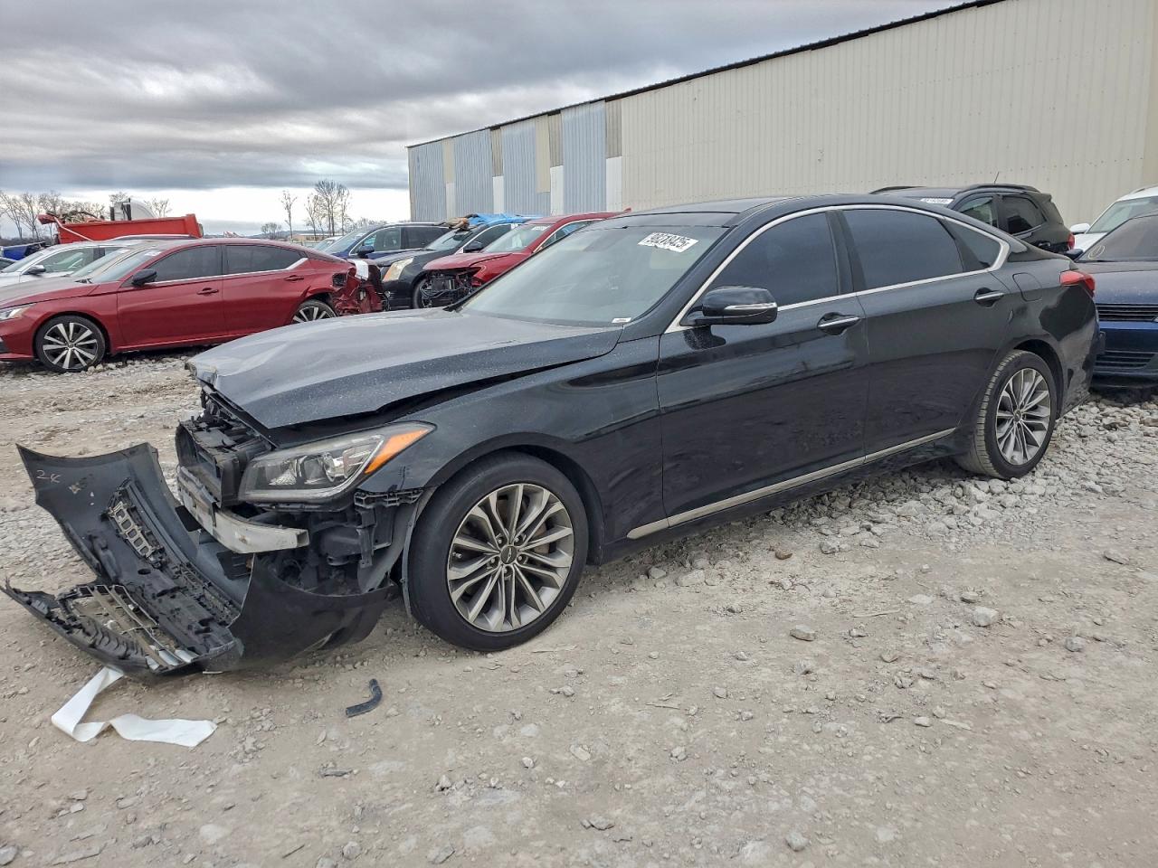 HYUNDAI GENESIS 3. 2015