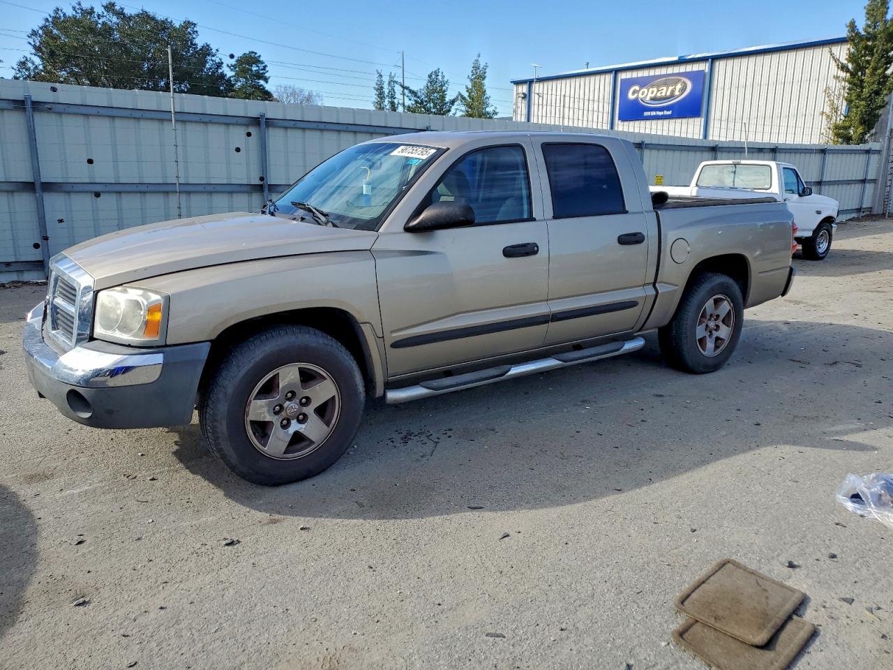 DODGE DAKOTA QUA 2005