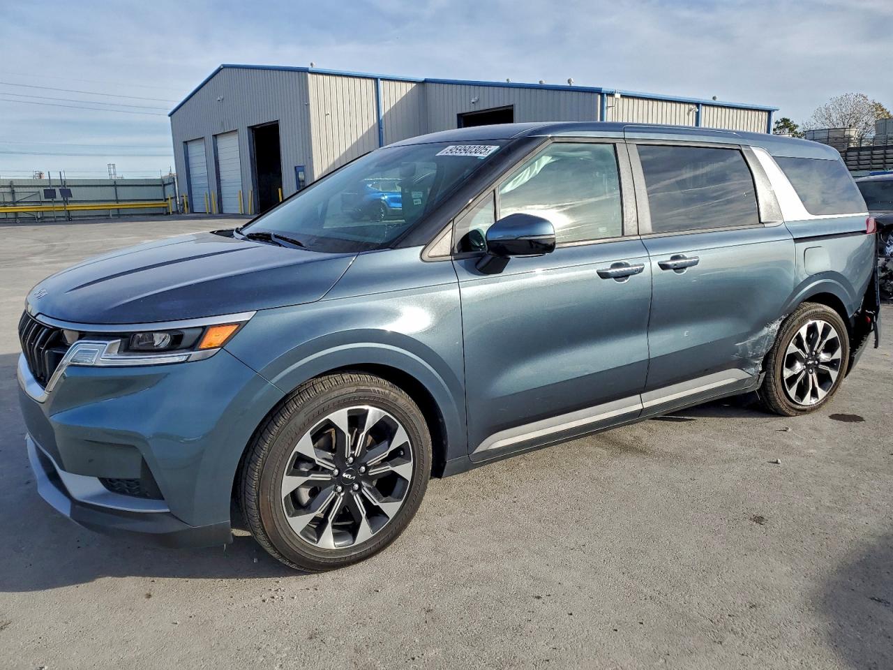 KIA CARNIVAL E 2022