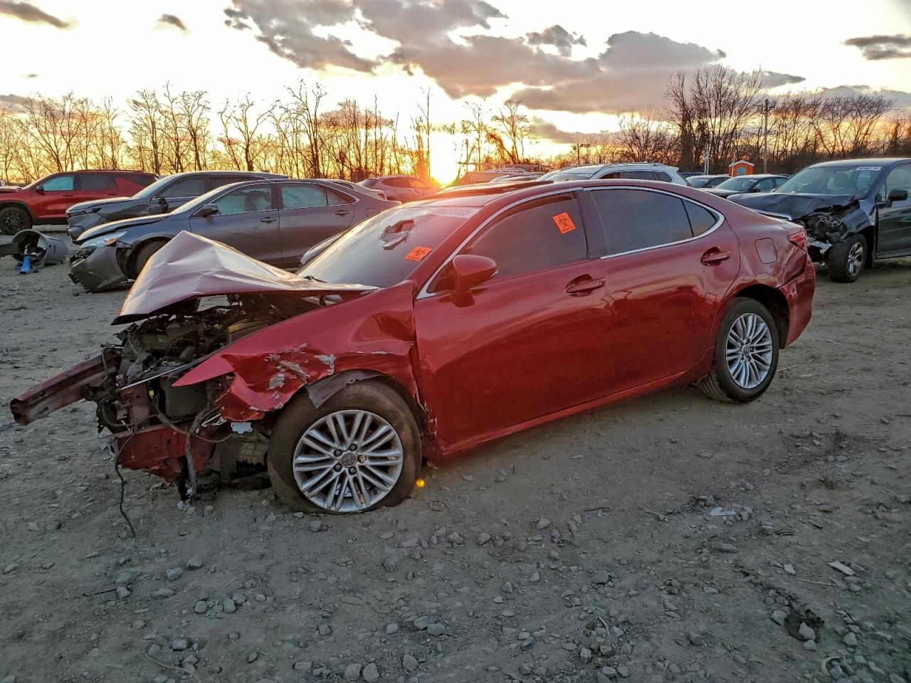 LEXUS ES 2015