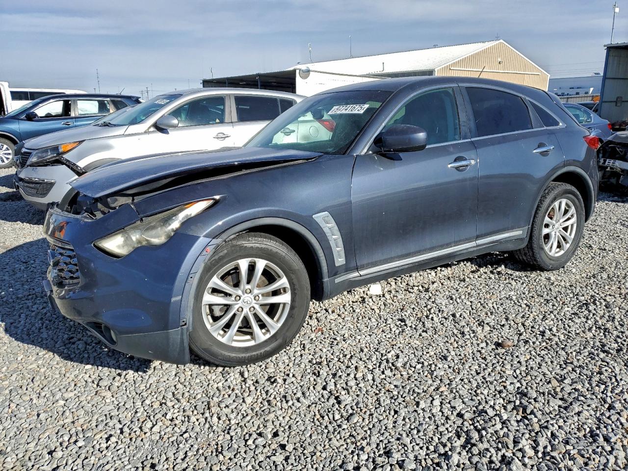 INFINITI FX35 2011