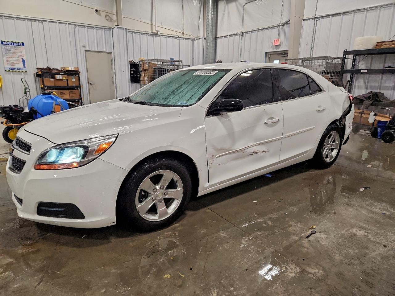 CHEVROLET MALIBU LS 2013