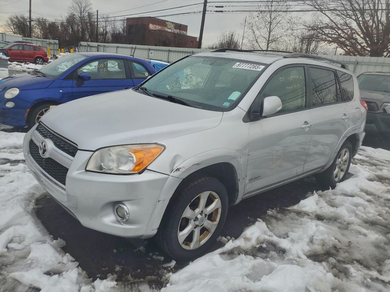 TOYOTA RAV4 4WD 2018