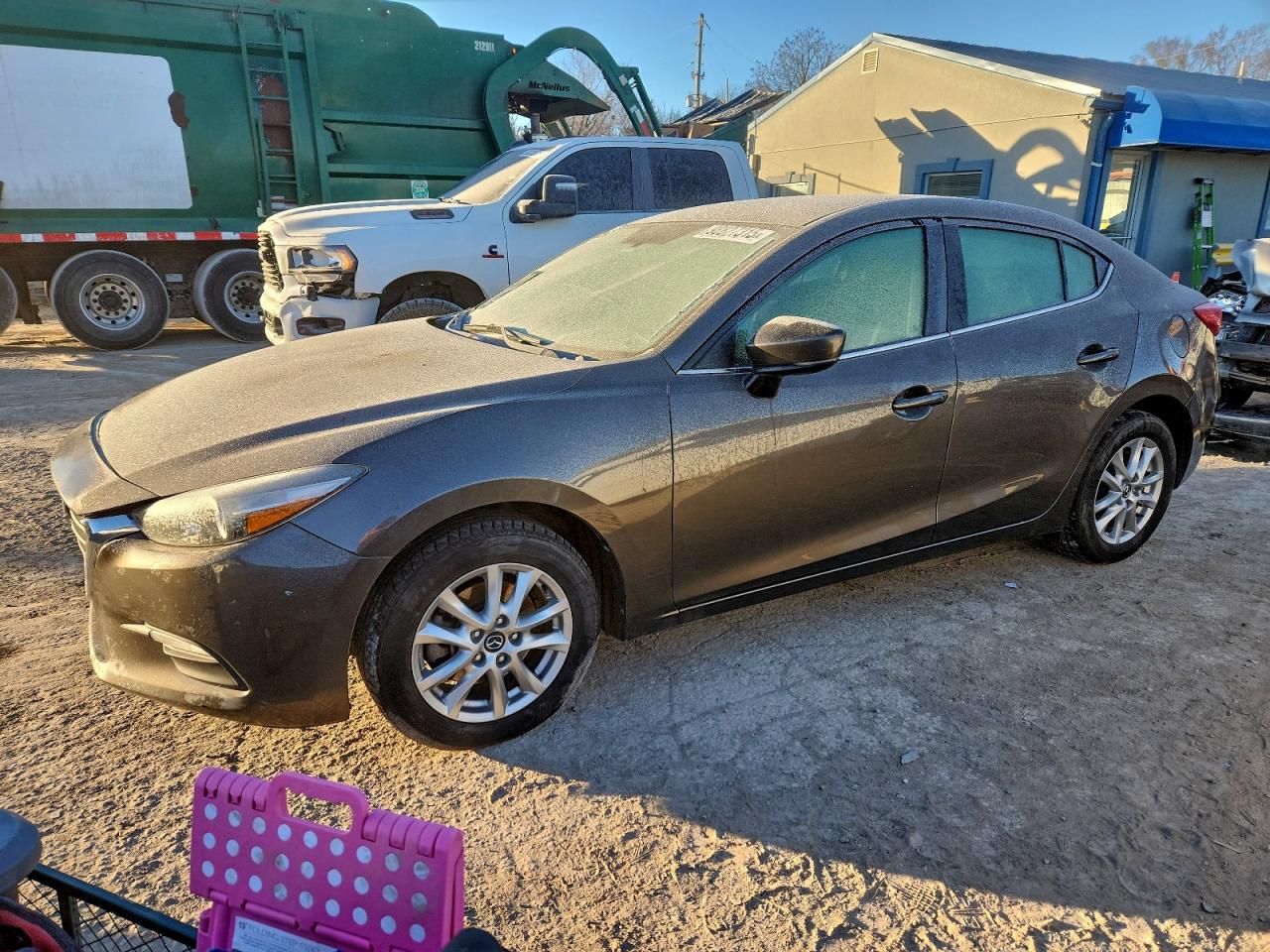 MAZDA 3 2017