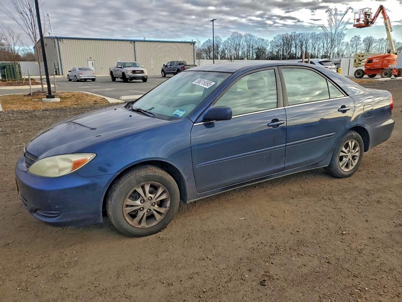 TOYOTA CAMRY 2004
