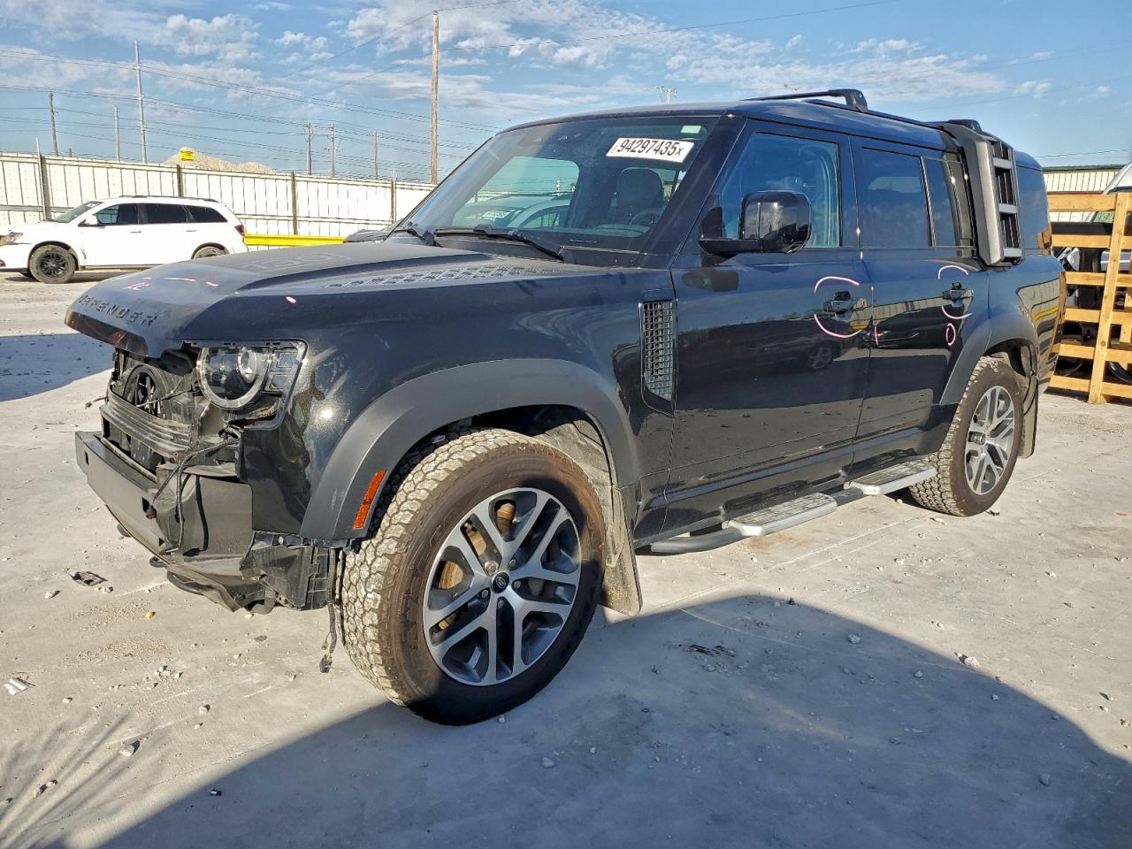 LAND ROVER DEFENDER 1 2023