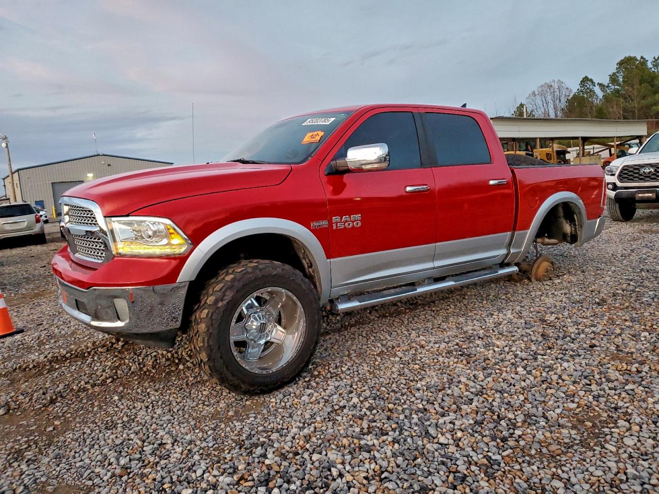 RAM 1500 LARAM 2015