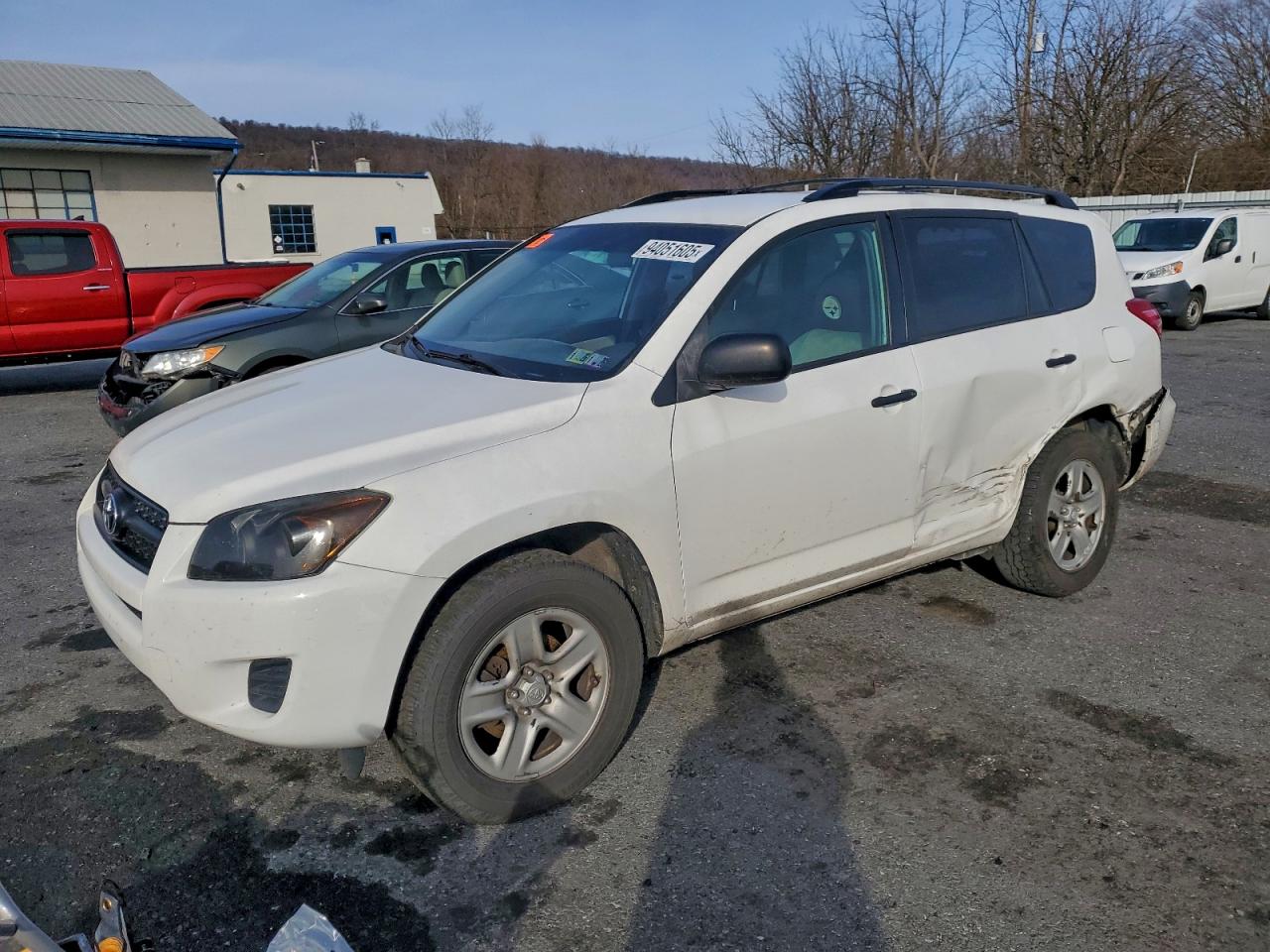 TOYOTA RAV4 2011
