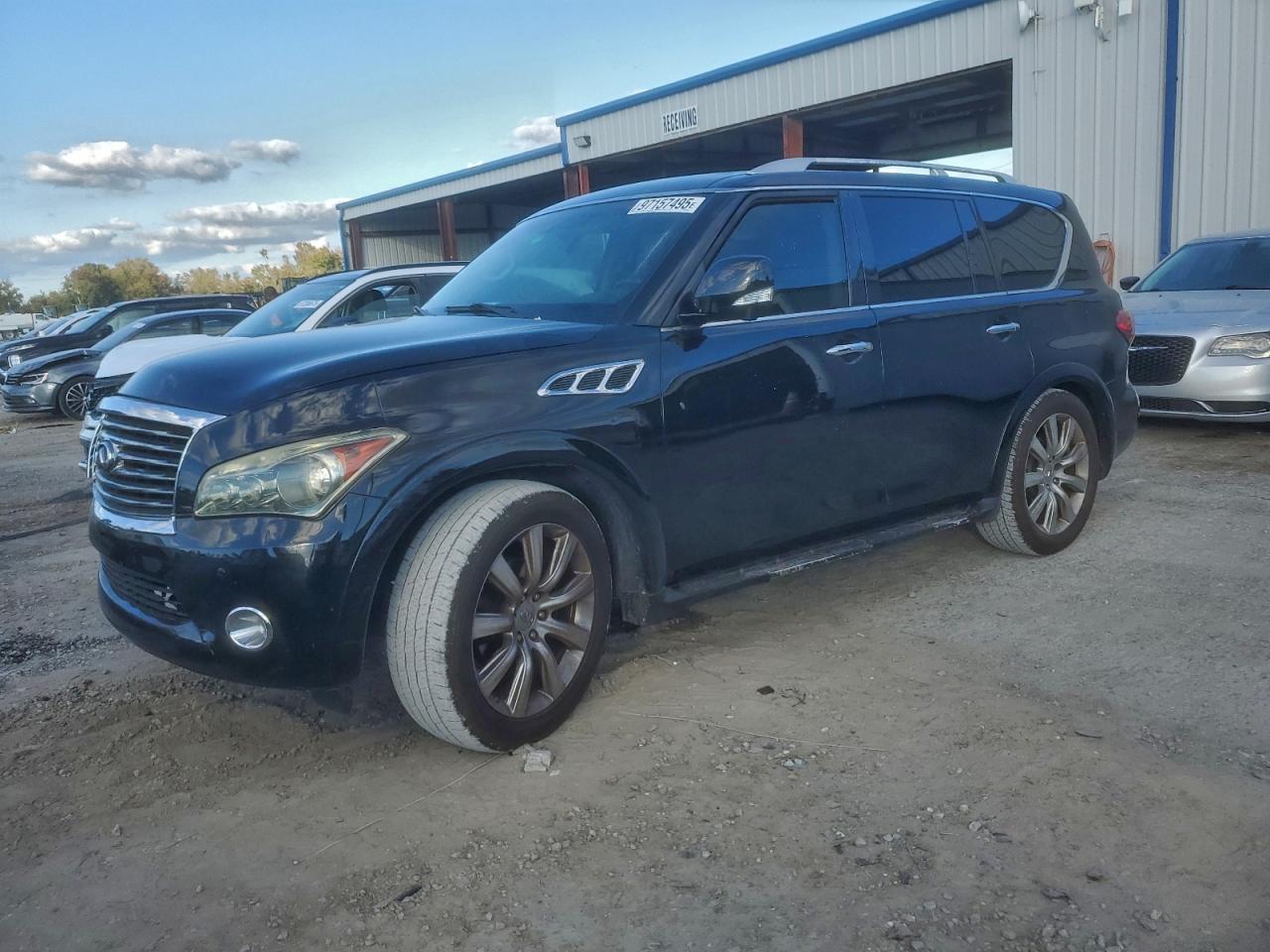 INFINITI QX56 2011