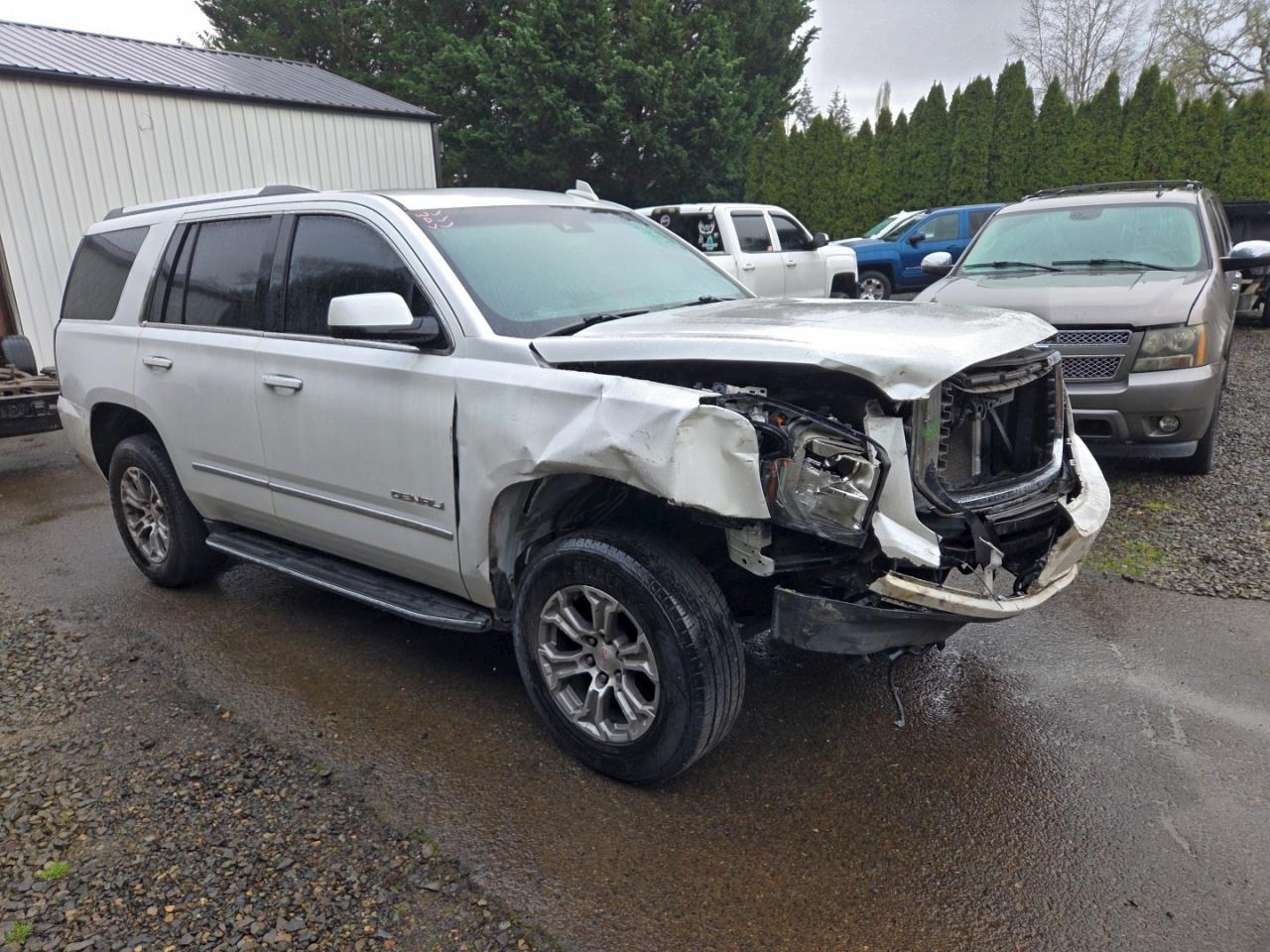 GMC YUKON DENA 2016