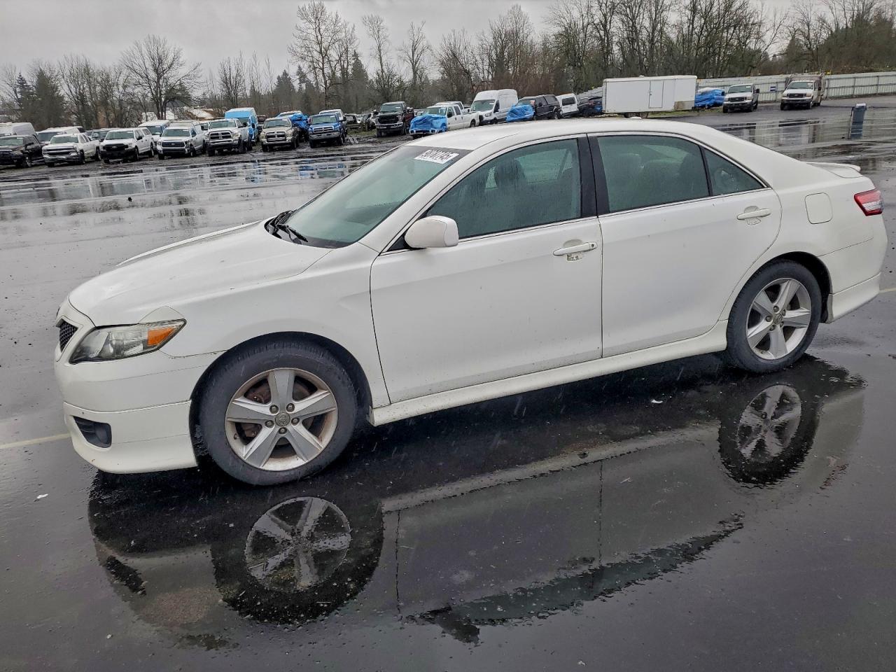 TOYOTA CAMRY BASE 2010