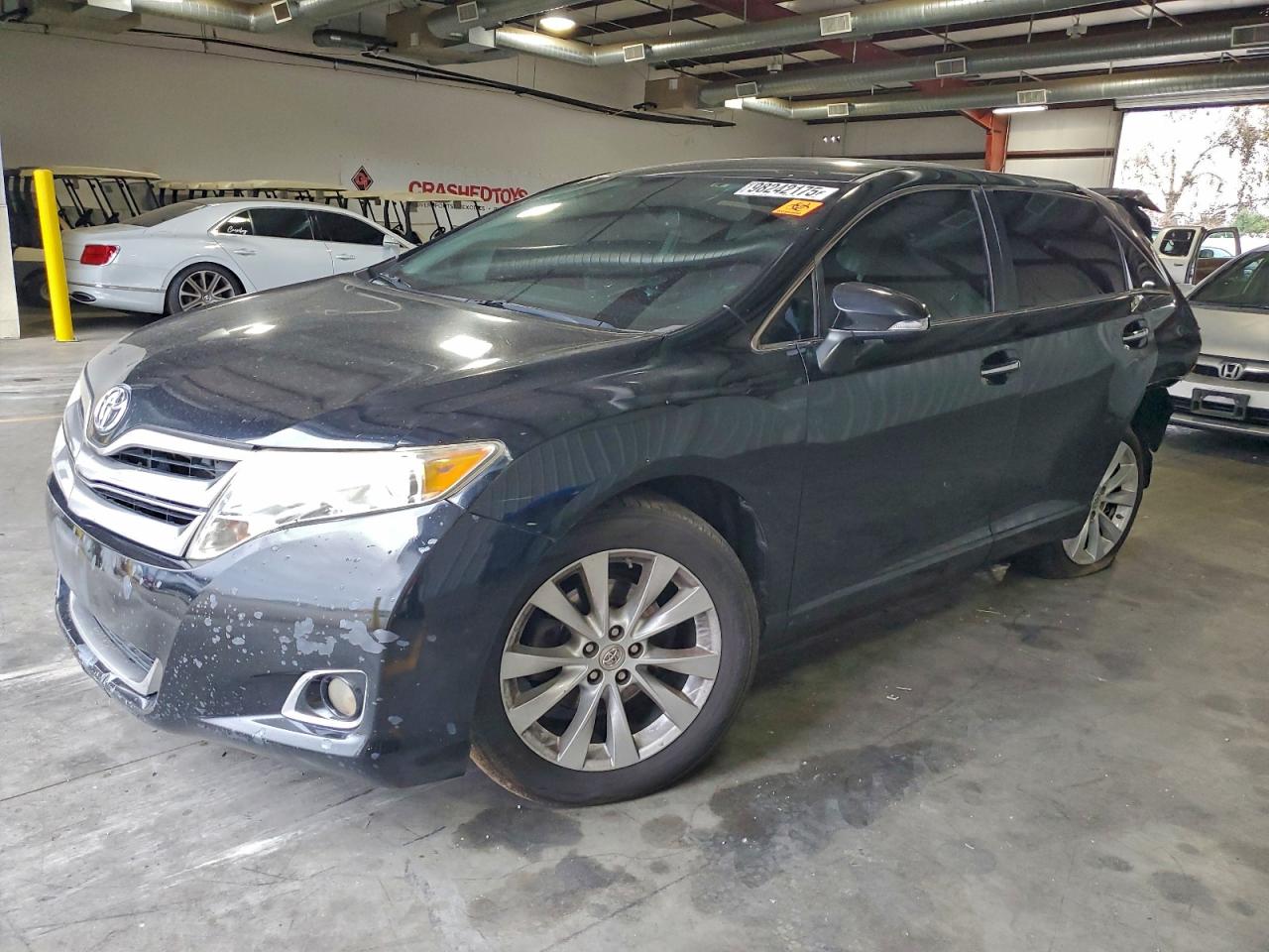 TOYOTA VENZA LE 2013