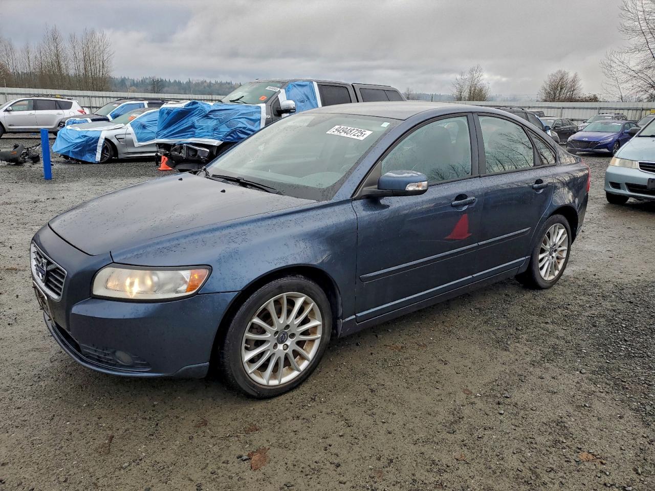 VOLVO S40 T5 2011