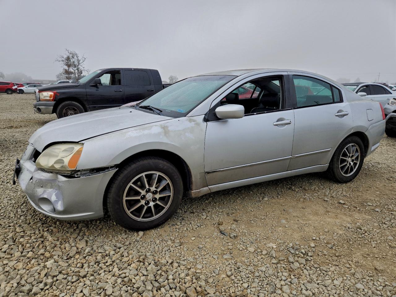 MITSUBISHI GALANT ES 2005