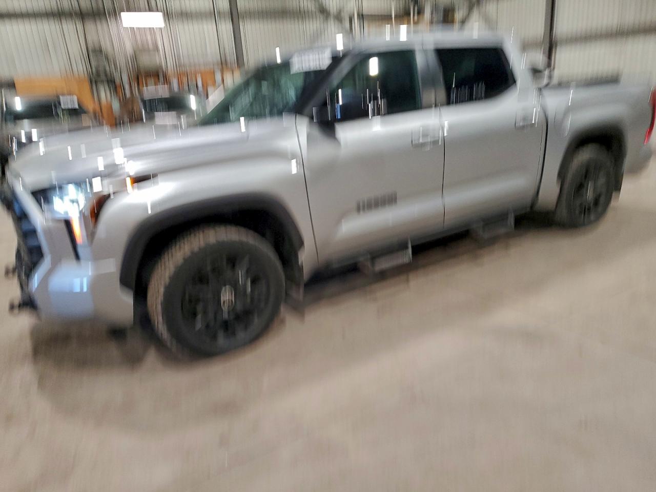 TOYOTA TUNDRA CRE 2024