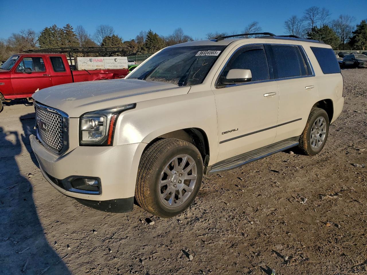 GMC YUKON DENA 2015