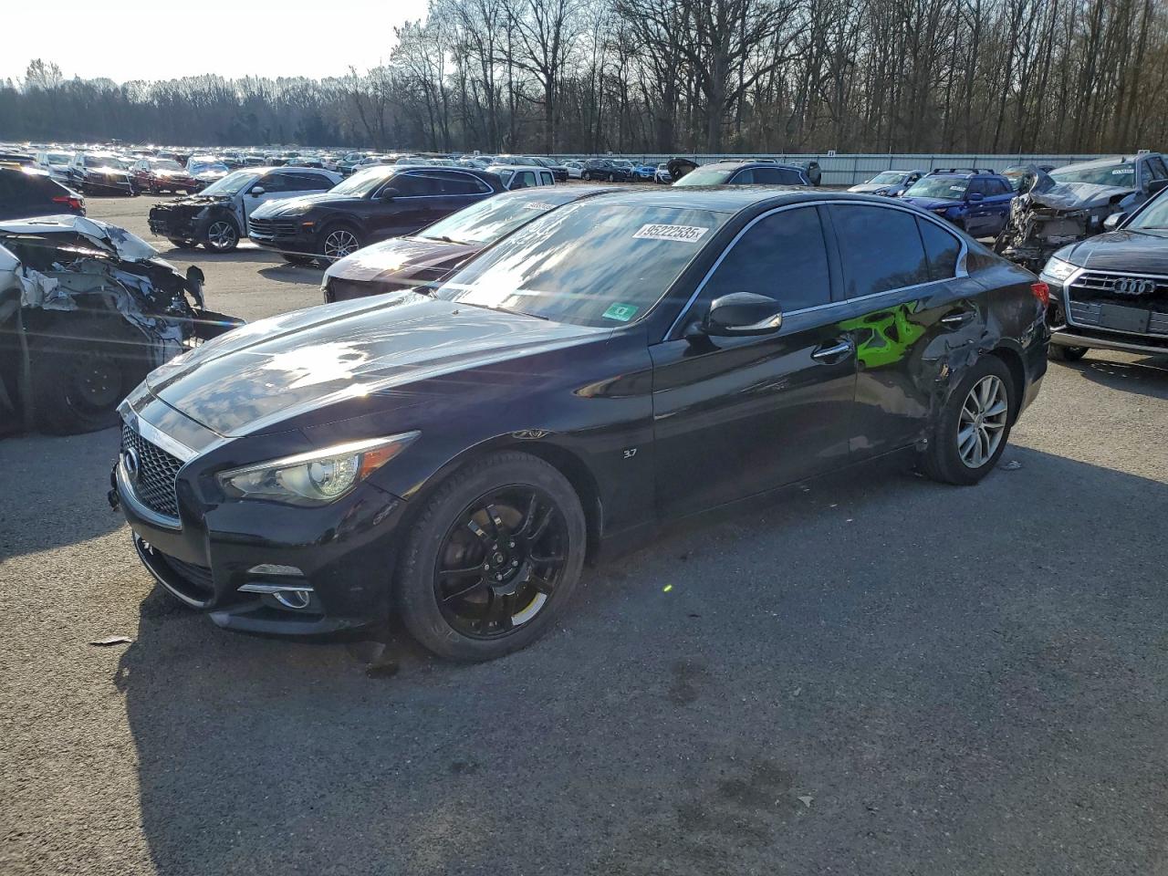 INFINITI Q50 2014