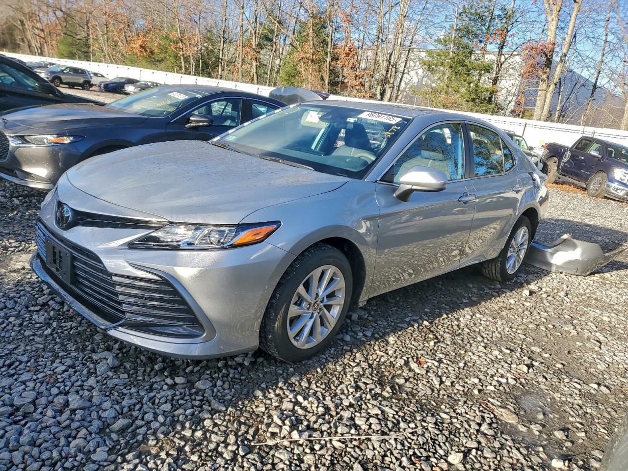 TOYOTA CAMRY LE 2023