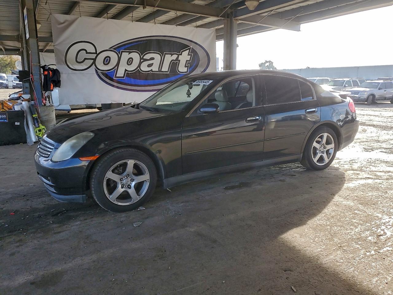 INFINITI G35 2004