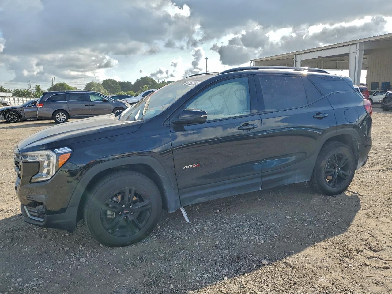 GMC TERRAIN 2024